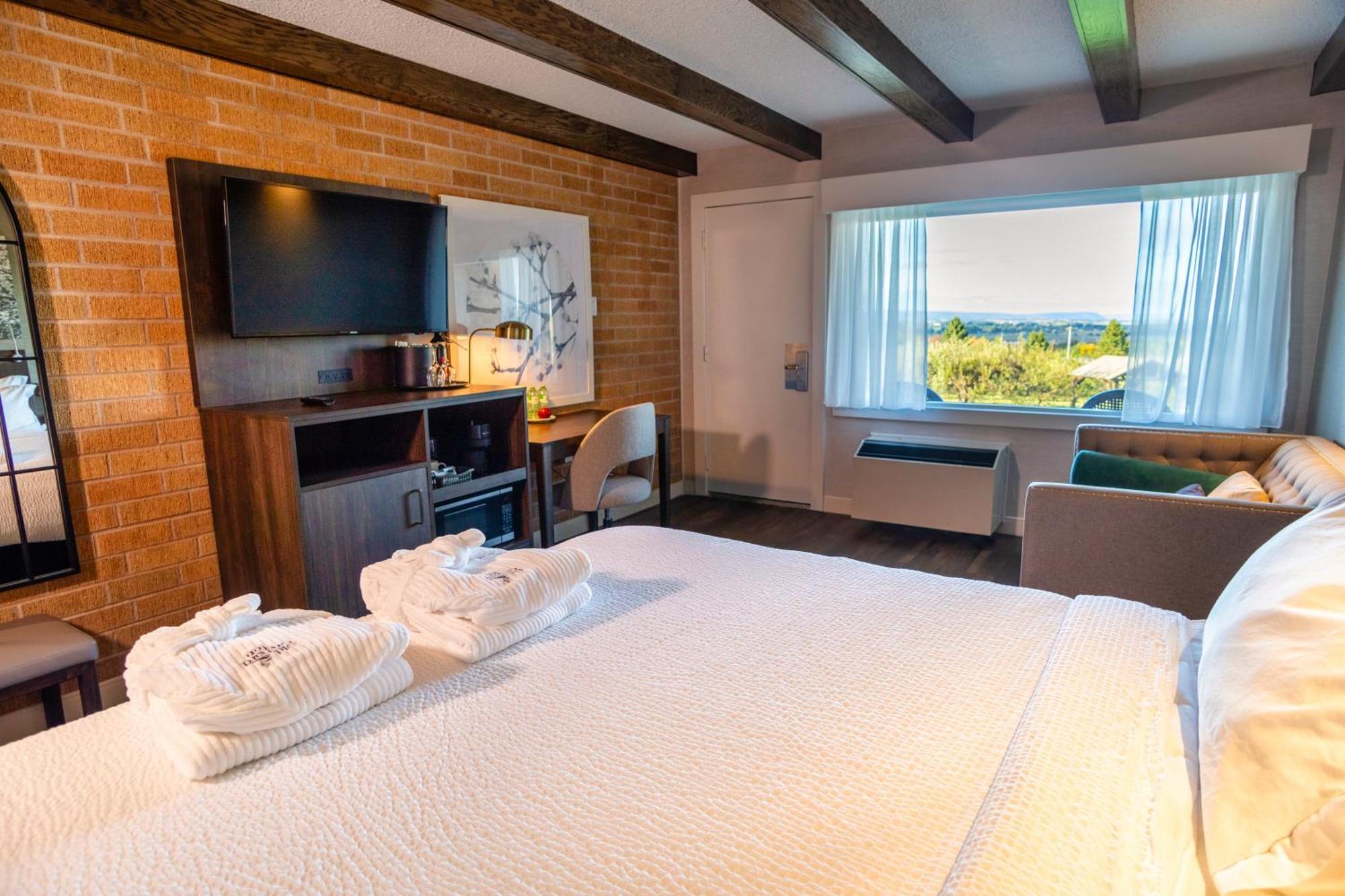 Old Orchard Inn Вулфвілл Екстер'єр фото