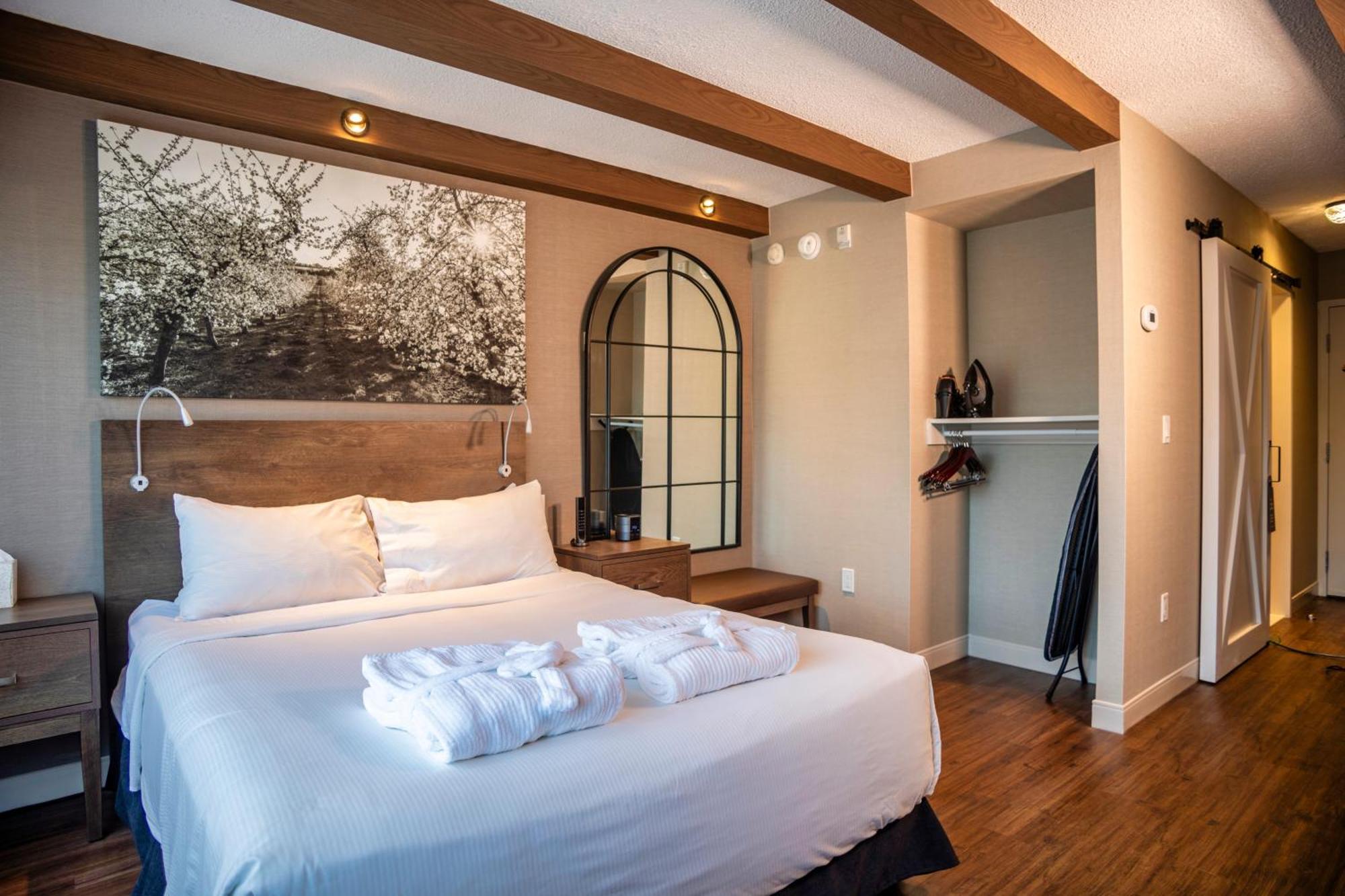 Old Orchard Inn Вулфвілл Екстер'єр фото